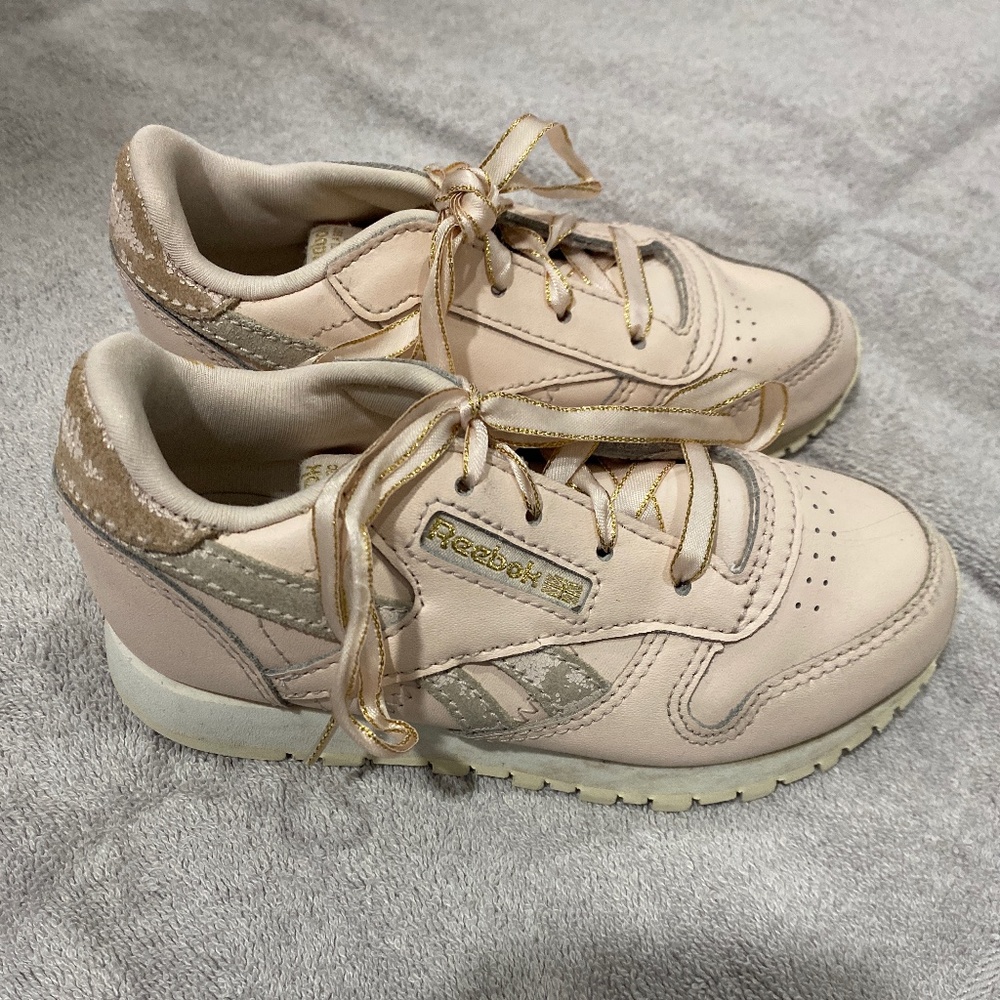 Reebok sneakers 9 toddler